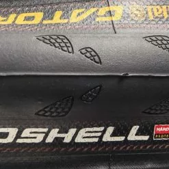 Pneu CONTINENTAL GATOR HARDSHELL 700x28c TubeType Souple -Roues et Pneus Soldes Magasin 600x600 142069 15112708758443