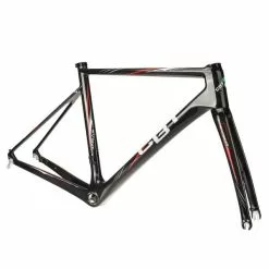 Cadre Route CBT ITALIA NECER PLUS EVENT Noir/Rouge 29 Cadre Route CBT ITALIA NECER PLUS EVENT Noir/Rouge -Roues et Pneus Soldes Magasin 600x600 145177 15168042445185 1